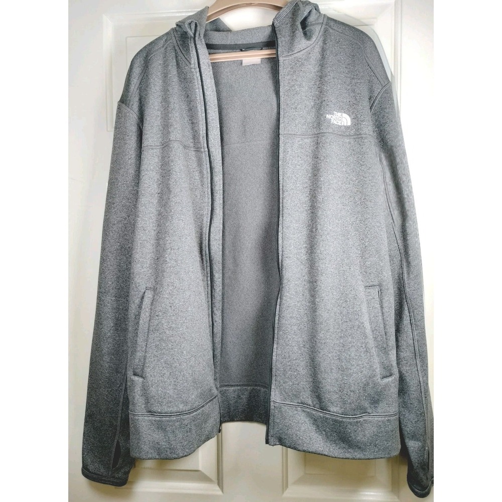 The North Face Men's‎ Gray Performance Jacket - Size L - Missing Zipper Pull